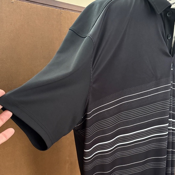 Oakley Black and Gray Polo short sleeve button neckline Size XXL - Picture 3 of 9